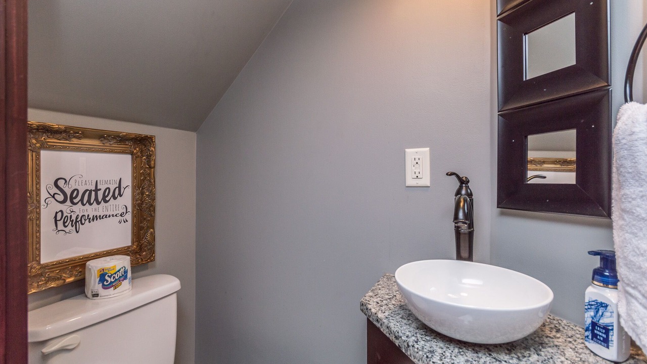 Photo of Bathroom in Latonia