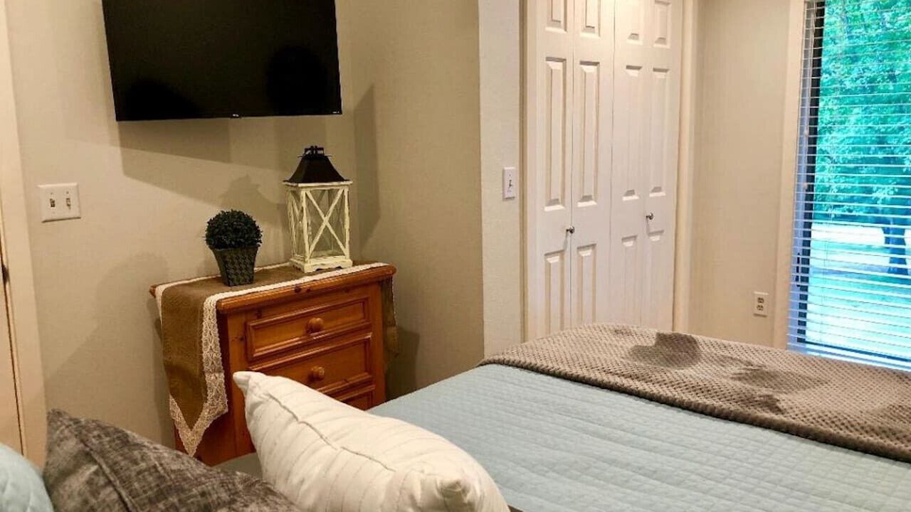 Photo of Bedroom in Wilburn