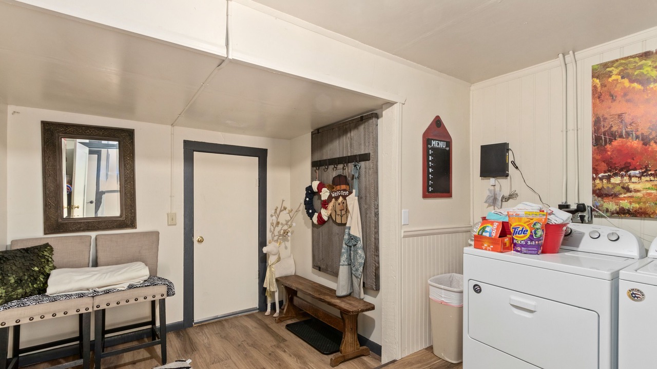 Photo of Bedroom in Saratoga