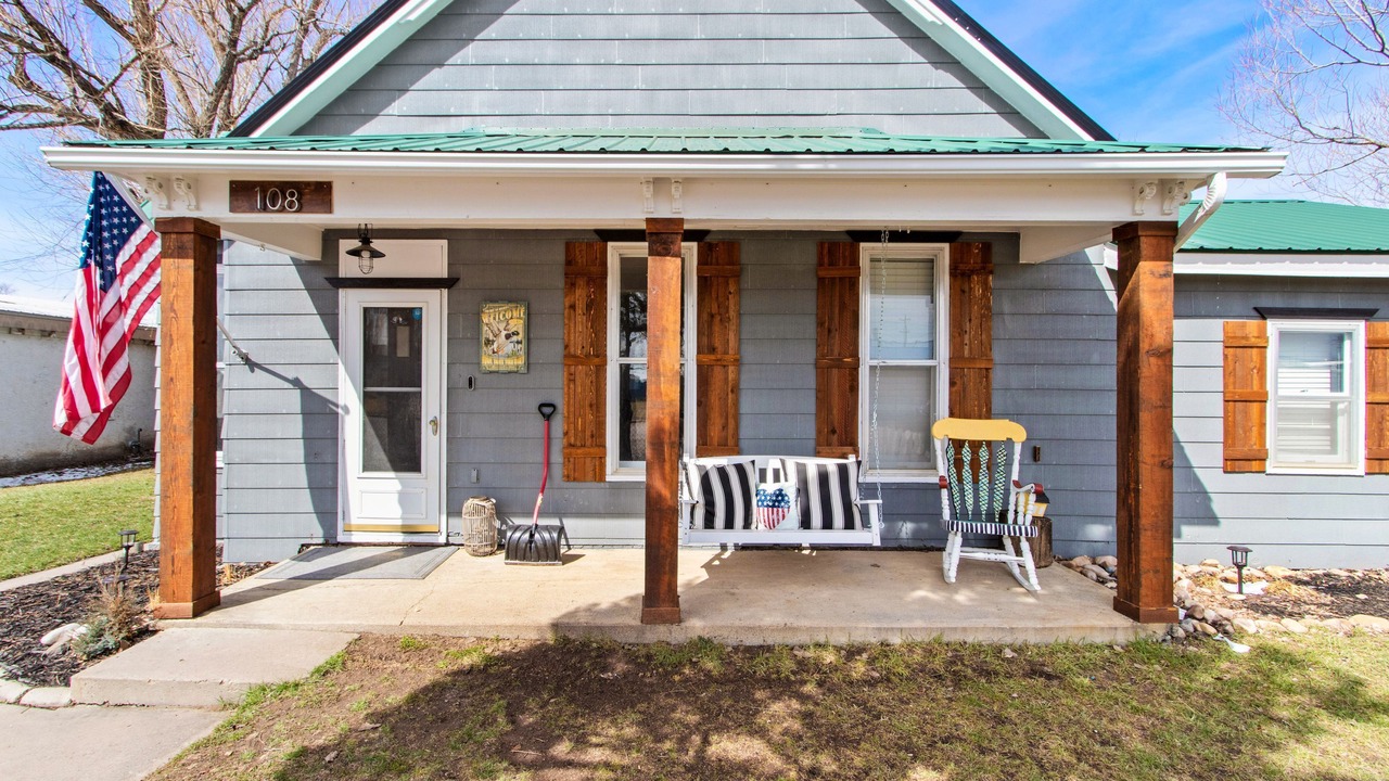 Photo of Others in Saratoga