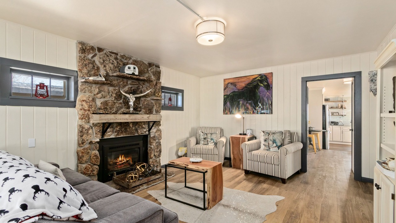 Photo of Livingroom in Saratoga