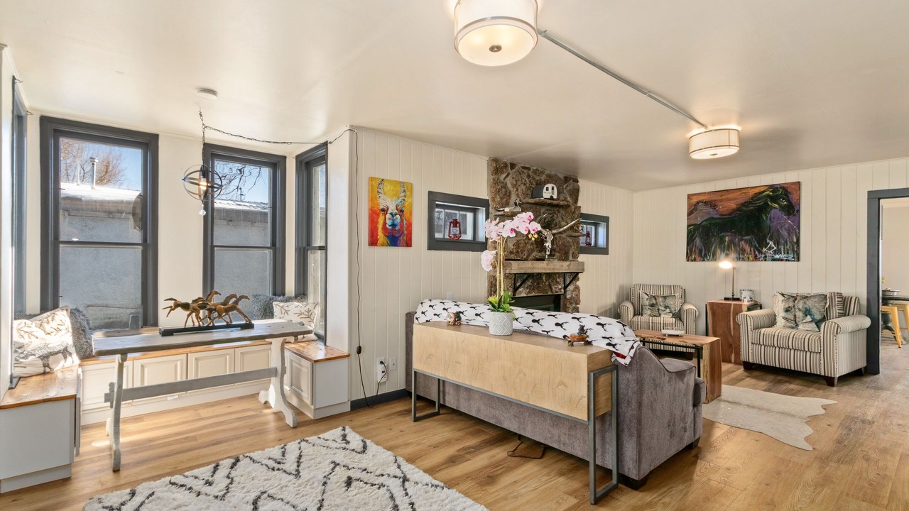 Photo of Bedroom in Saratoga