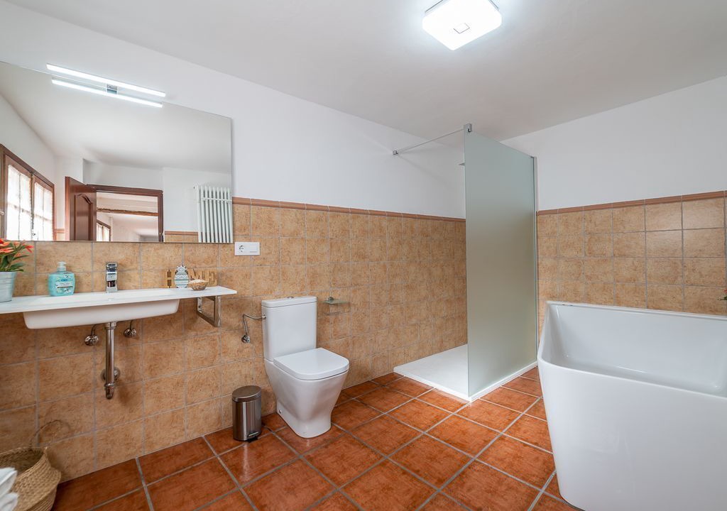 Photo of Bathroom in Palafolls