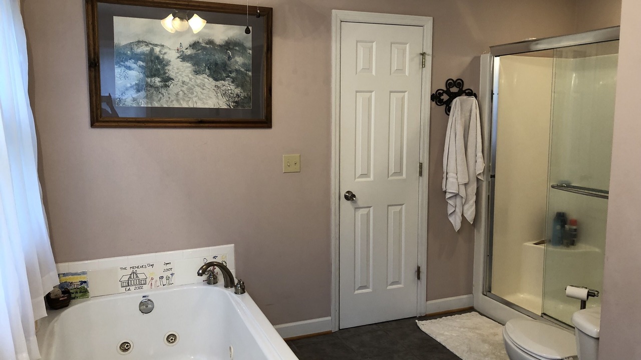 Photo of Bathroom in Peters Creek