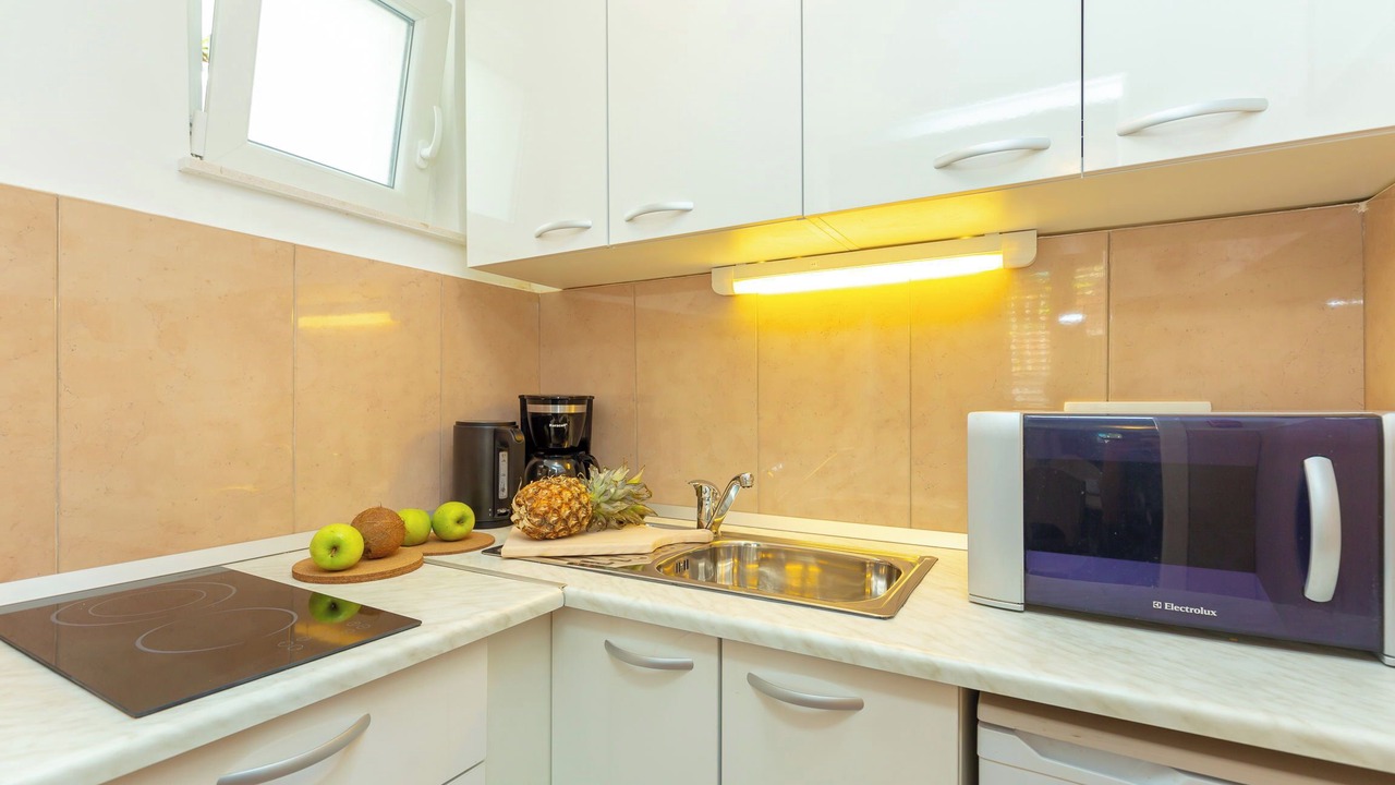 Photo of Kitchen in Pile