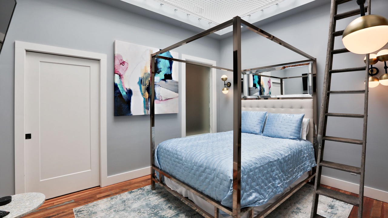 Photo of Bedroom in Shelbyville