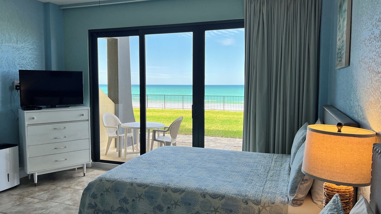 Photo of Bedroom in Daytona Beach Shores