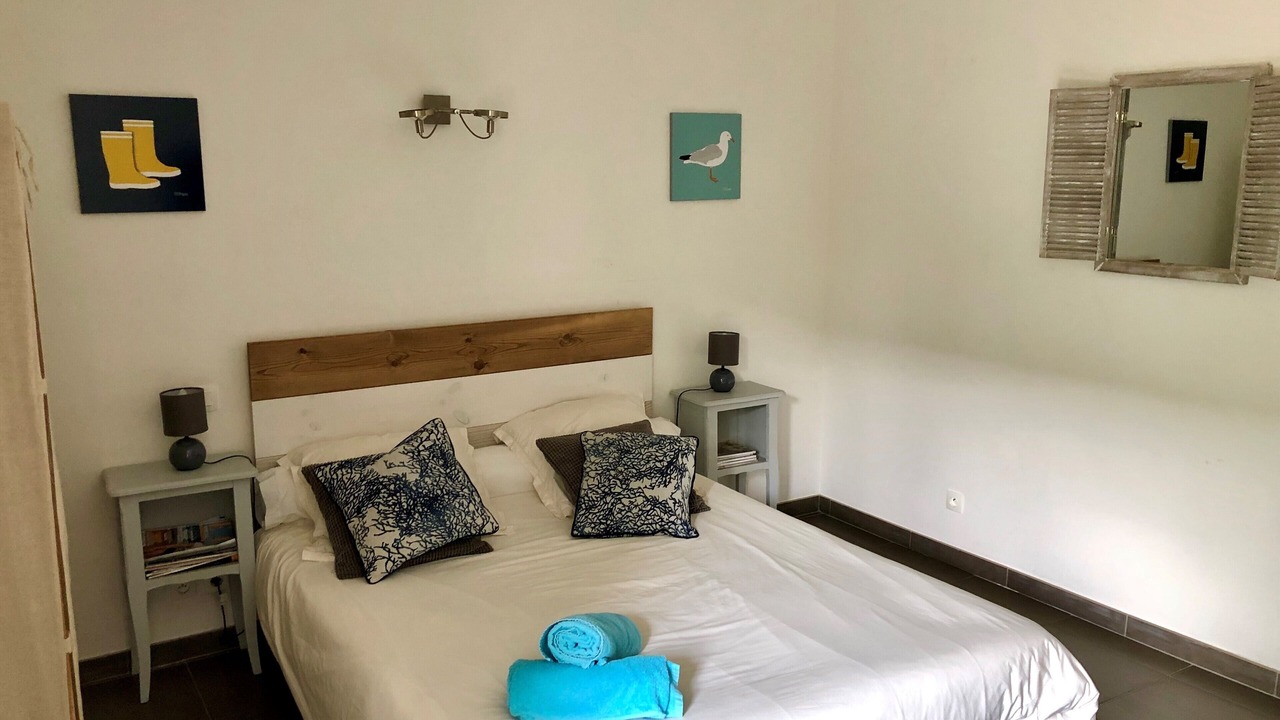 Photo of Bedroom in Maurepas