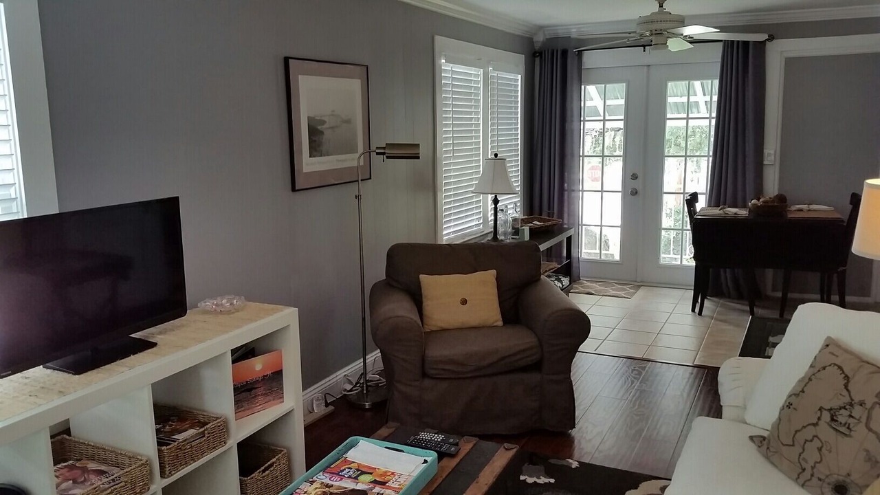 Photo of Livingroom in Tarpon Springs