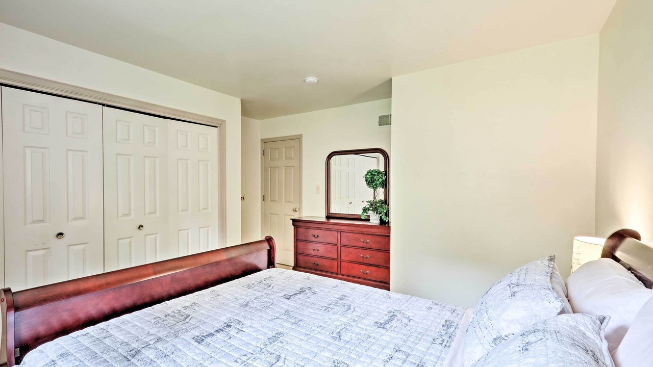 Photo of Bedroom in New Holland