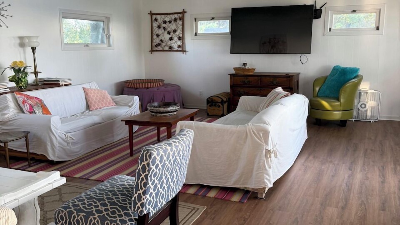 Photo of Livingroom in Town of Yates