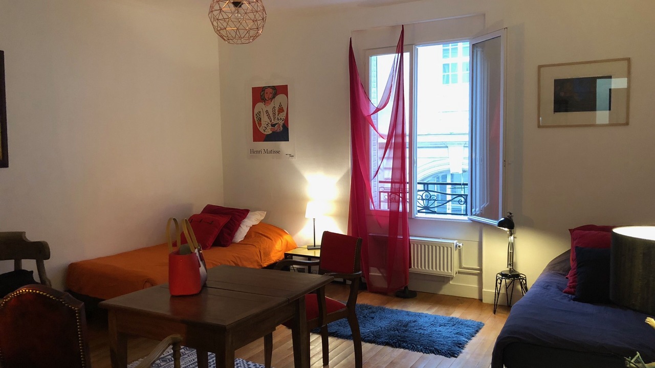 Photo of Livingroom in Porte-Saint-Martin