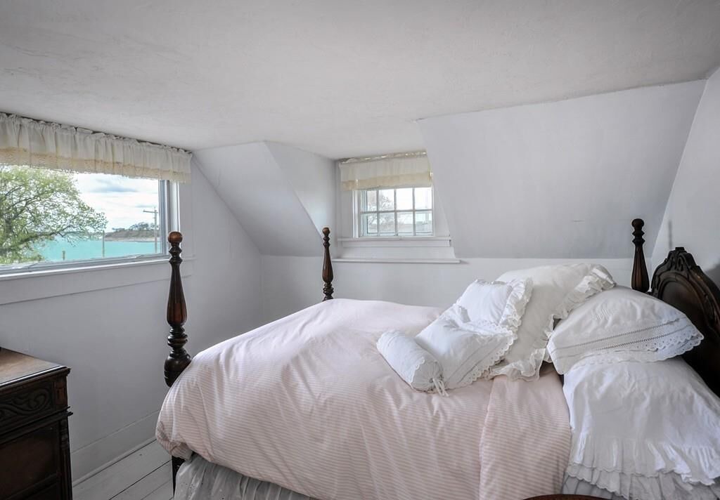 Photo of Bedroom in Greenbush