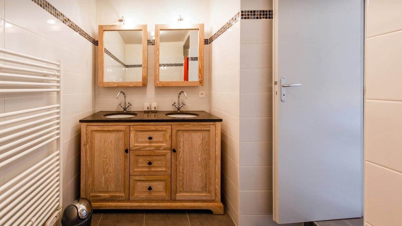 Photo of Bathroom in Continvoir