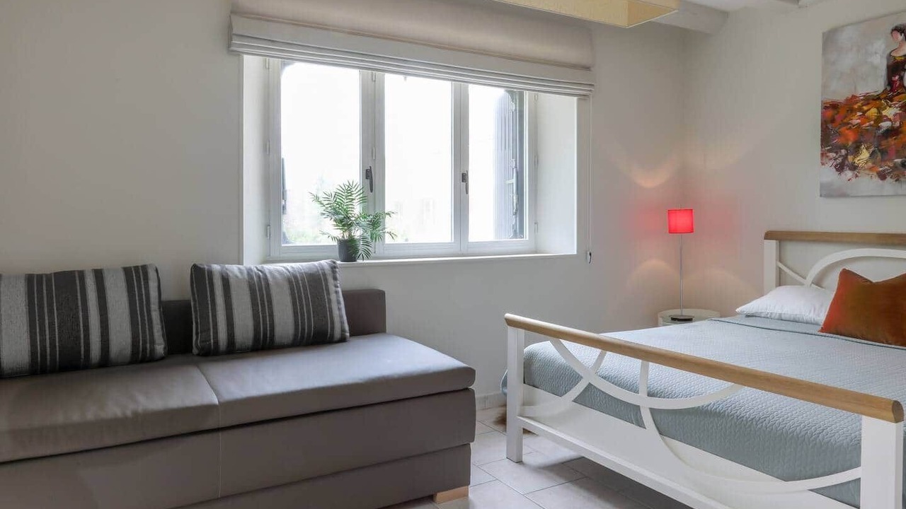 Photo of Bedroom in Continvoir