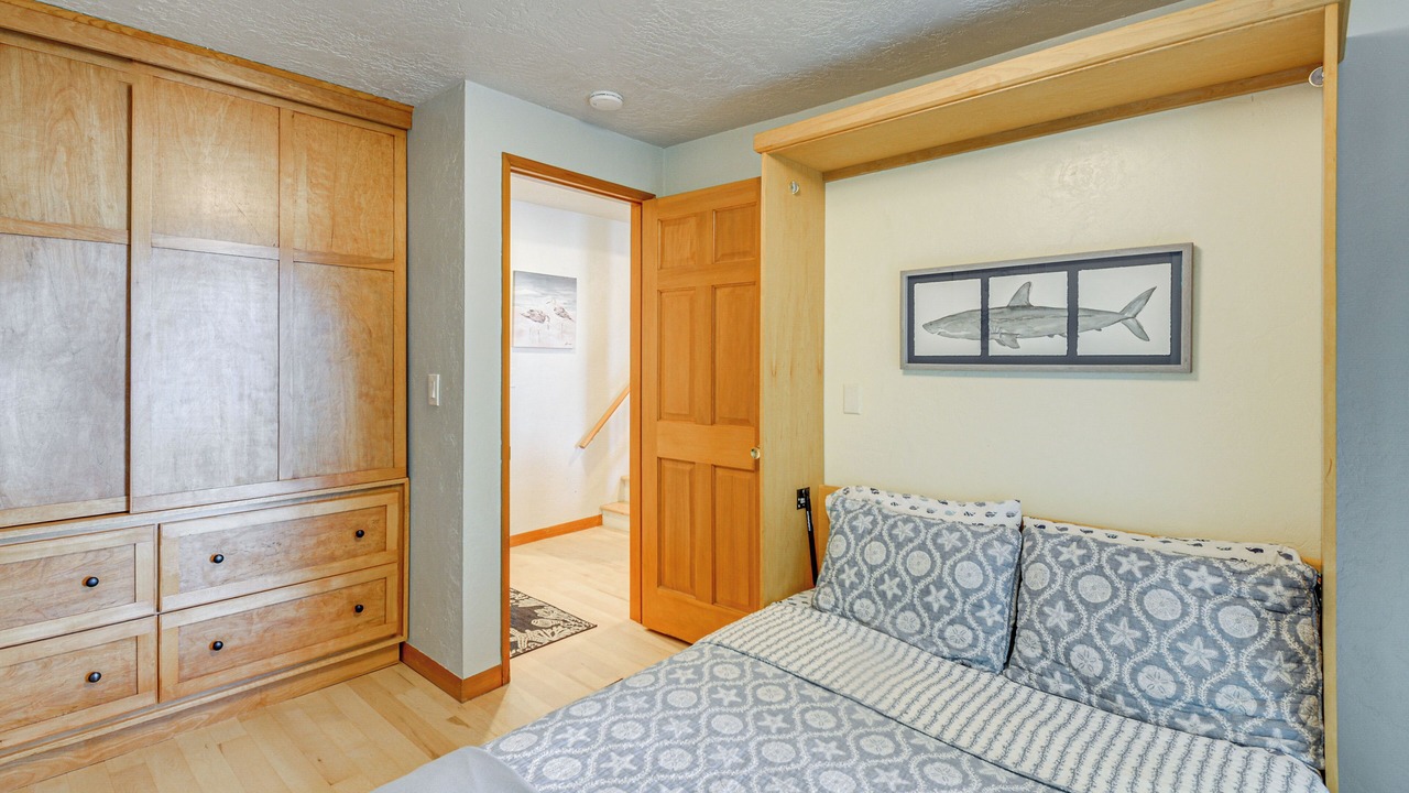 Photo of Bedroom in Potlatch