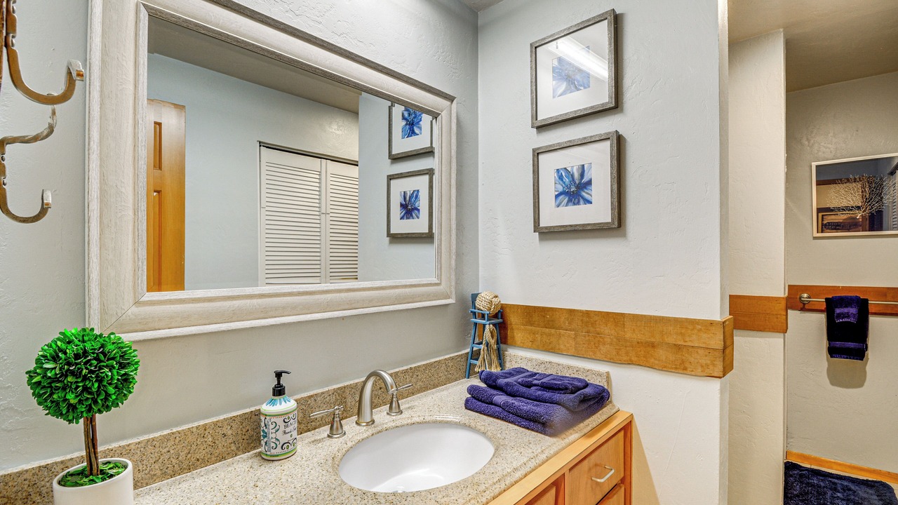 Photo of Bathroom in Potlatch