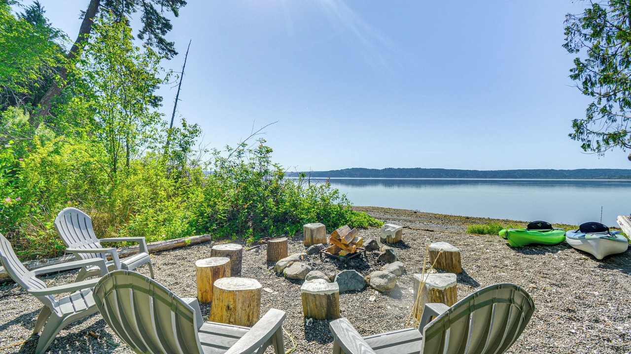 Photo of Others in Potlatch