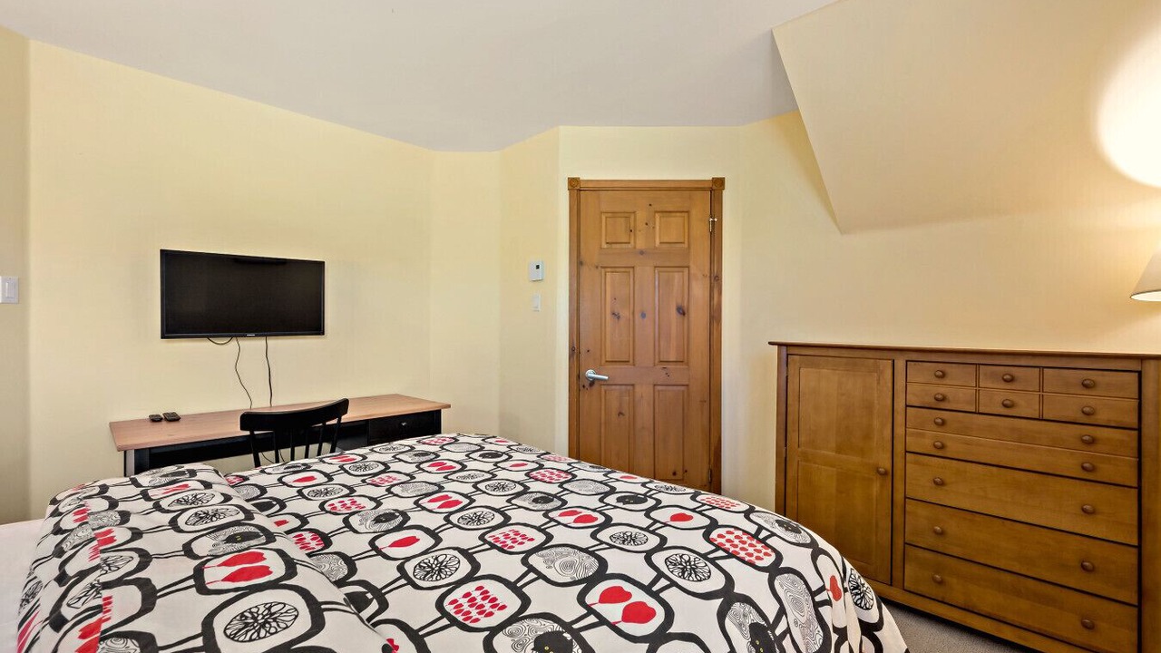 Photo of Bedroom in Mont-Tremblant