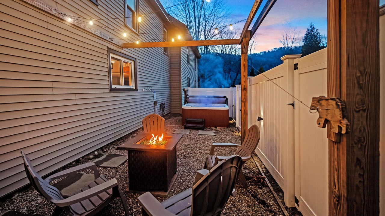 Photo of Patio Balcony in Colrain
