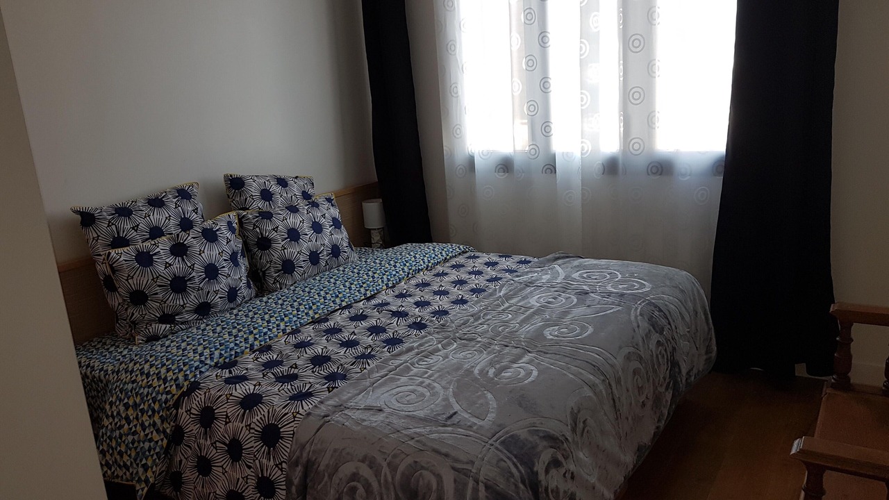 Photo of Bedroom in Argenteuil