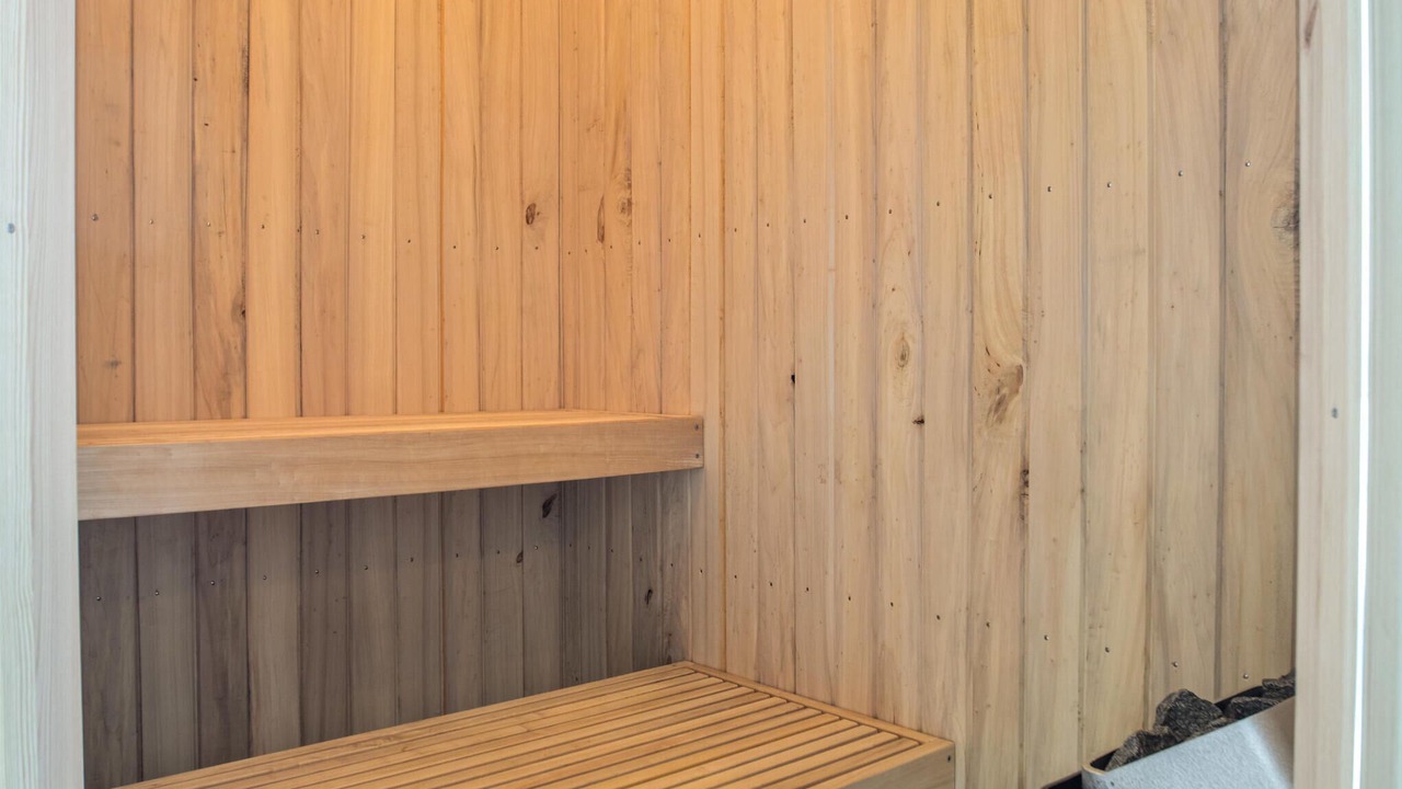 Photo of Others in Hvalpsund