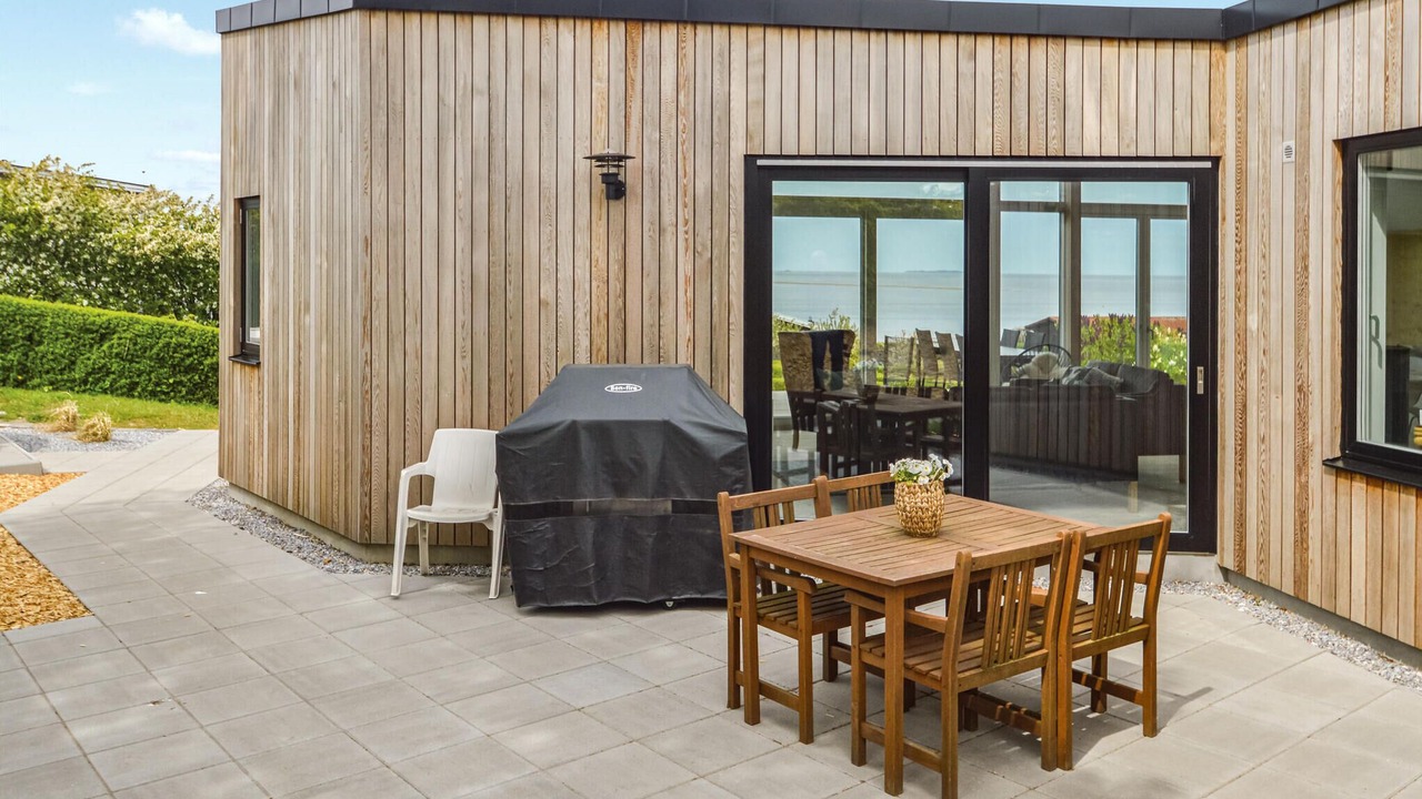 Photo of Others in Hvalpsund