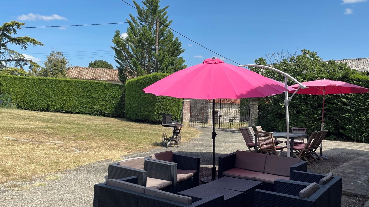 Photo of Outdoor in Dondas