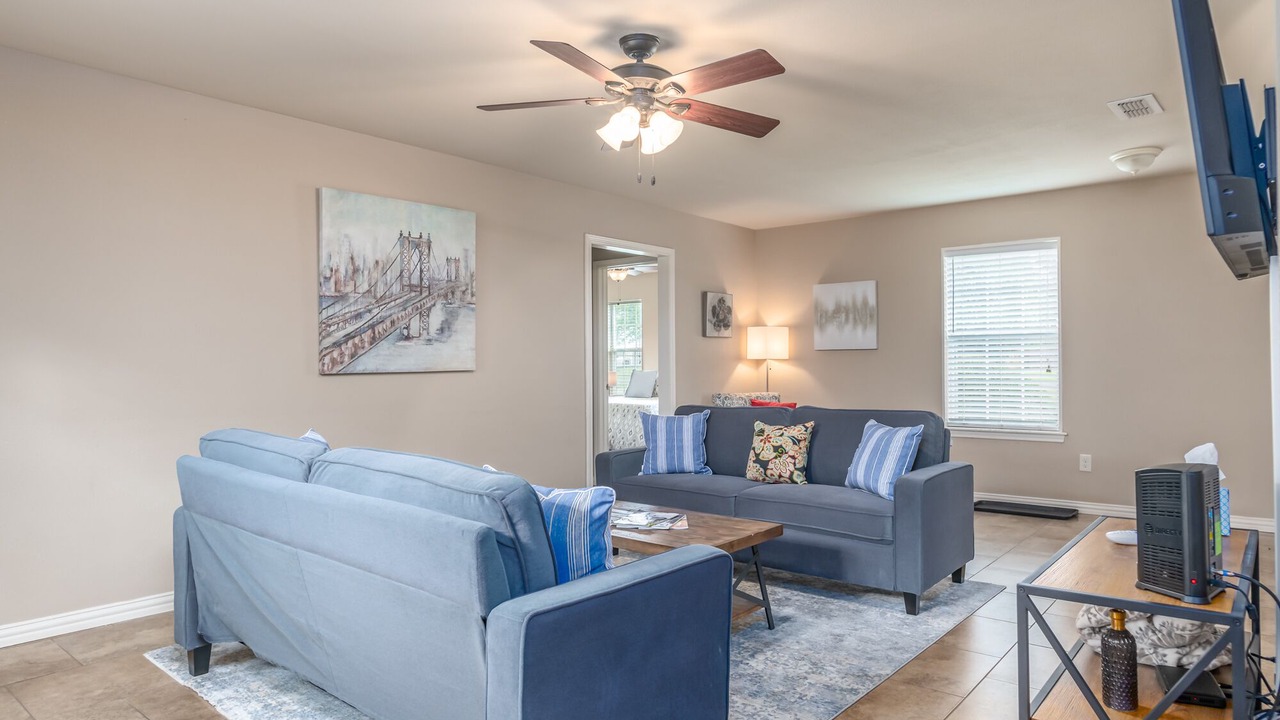 Photo of Livingroom in Bullard