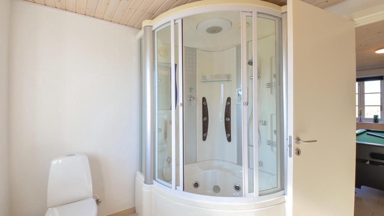 Photo of Bathroom in Øby