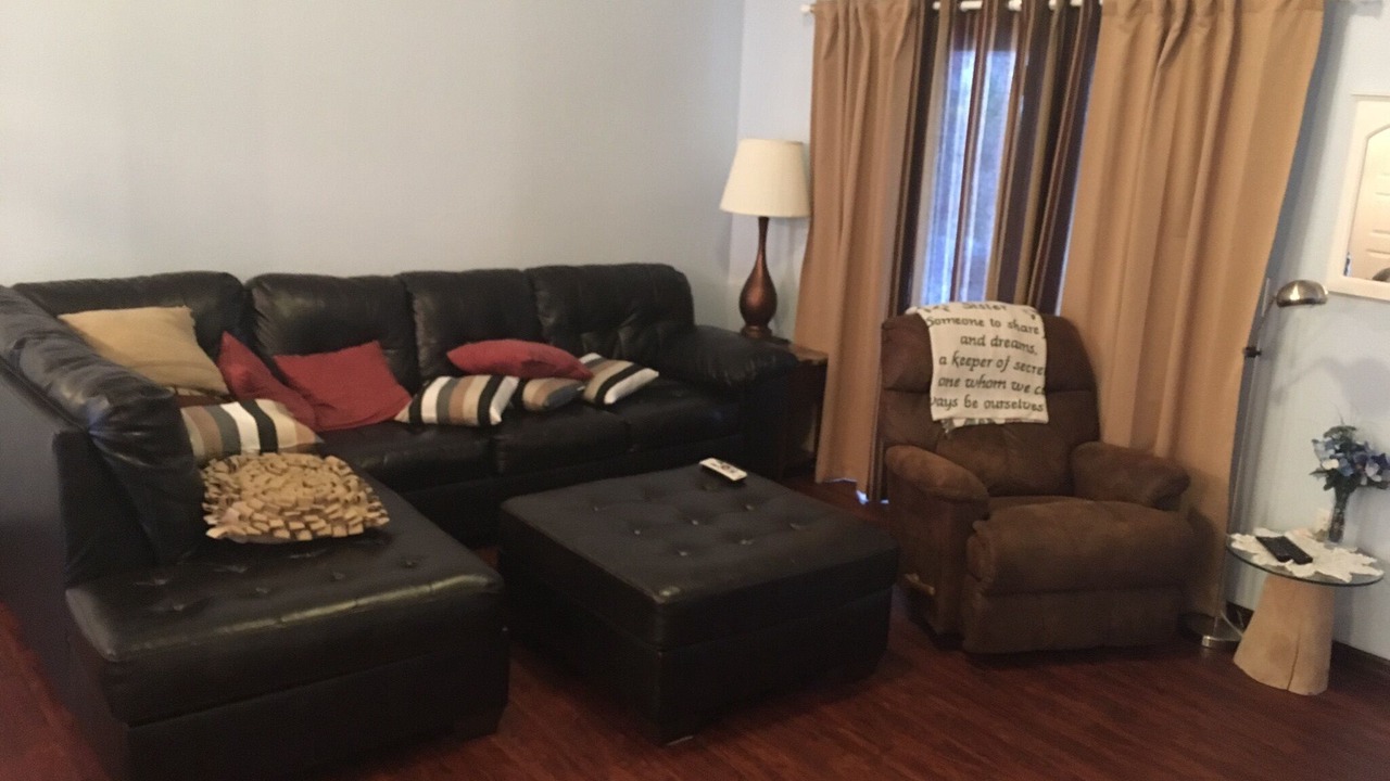 Photo of Livingroom in Port Saint John