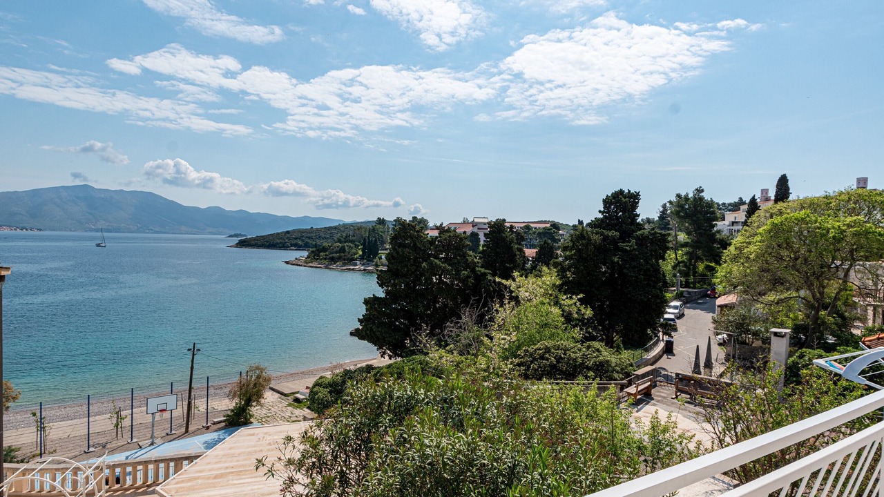Photo of Patio Balcony in Cove Tri Zala (Zrnovo)