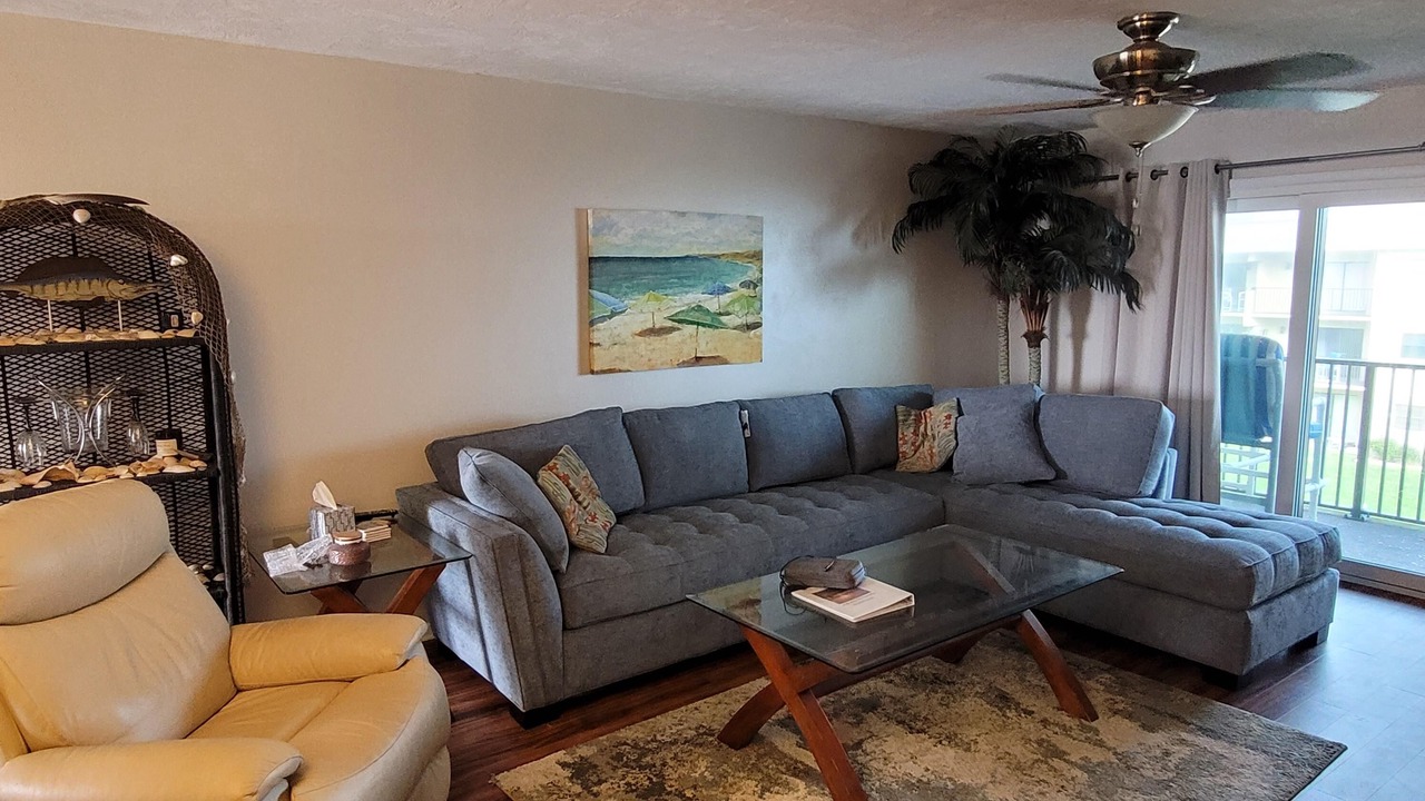 Photo of Livingroom in Spanish Waters