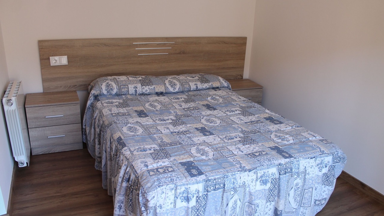 Photo of Bedroom in Campdevanol
