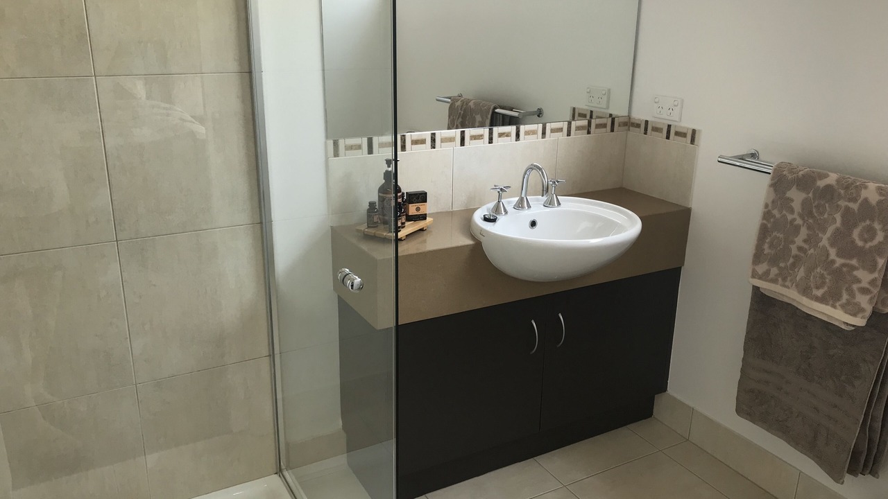 Photo of Bathroom in Yarrawonga