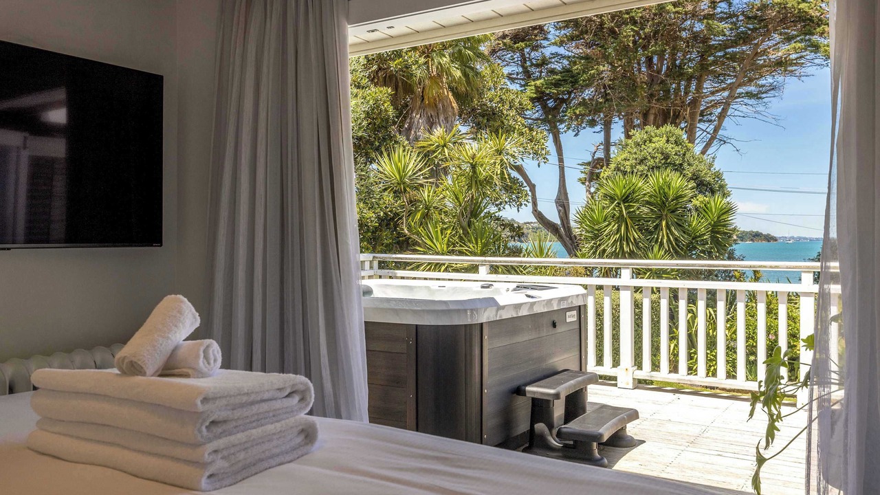 Photo of Bedroom in Surfdale