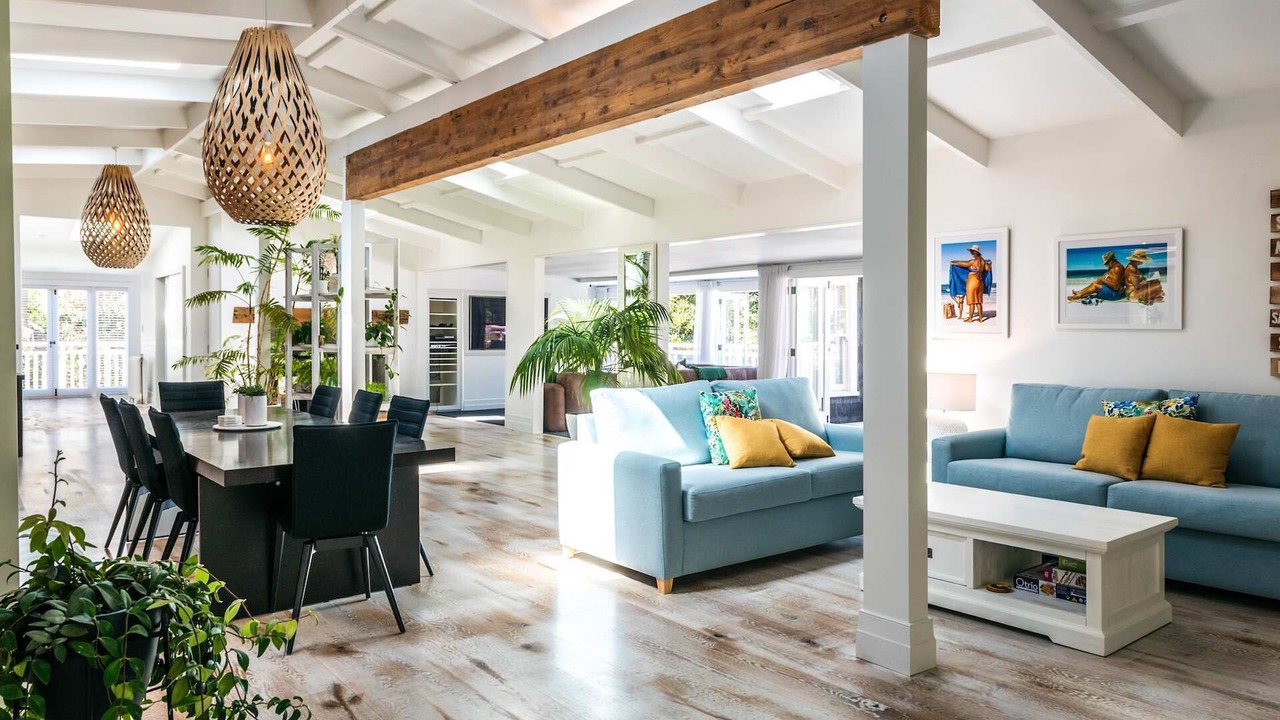 Photo of Others in Surfdale