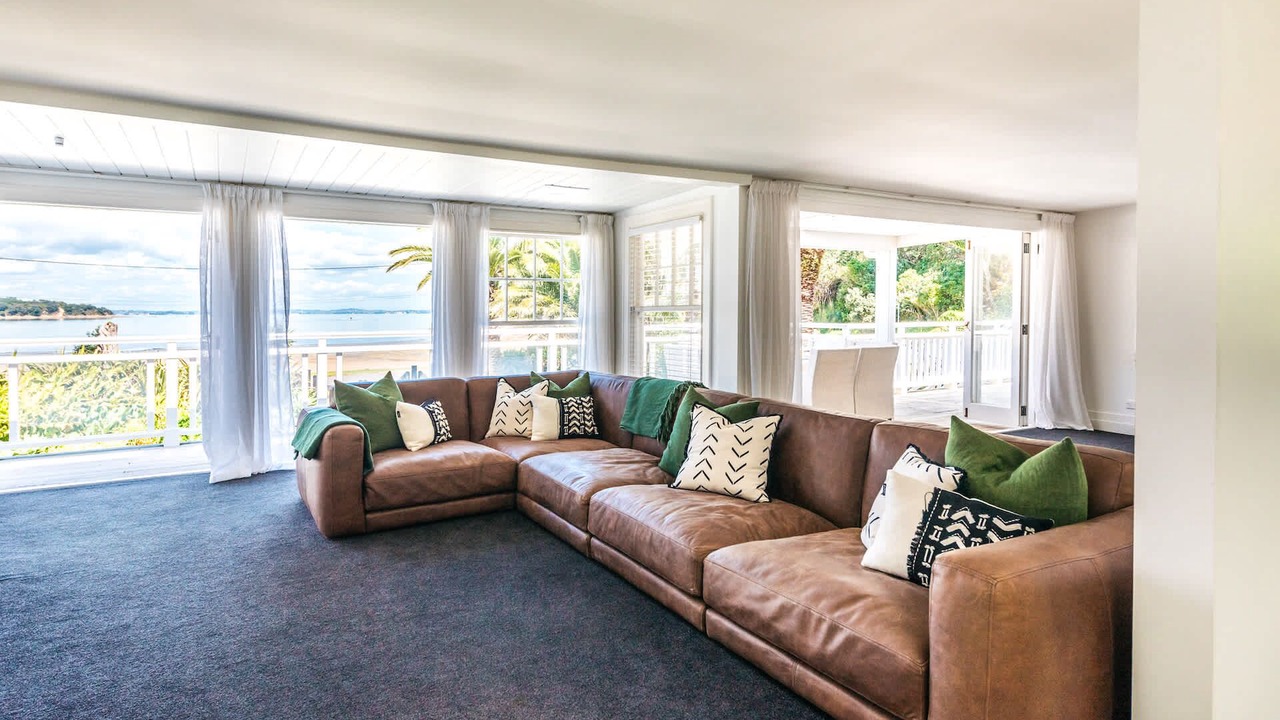 Photo of Livingroom in Surfdale