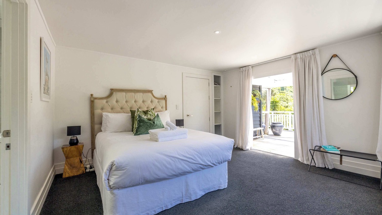 Photo of Bedroom in Surfdale