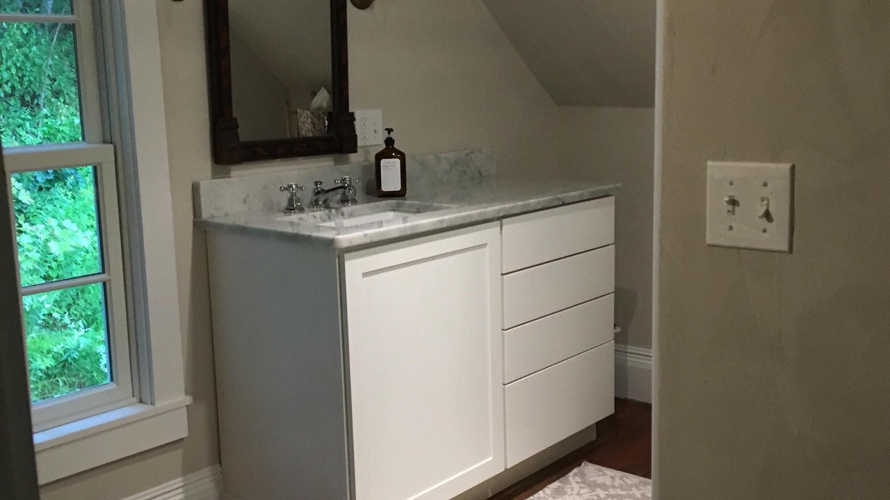 Photo of Bathroom in Warren