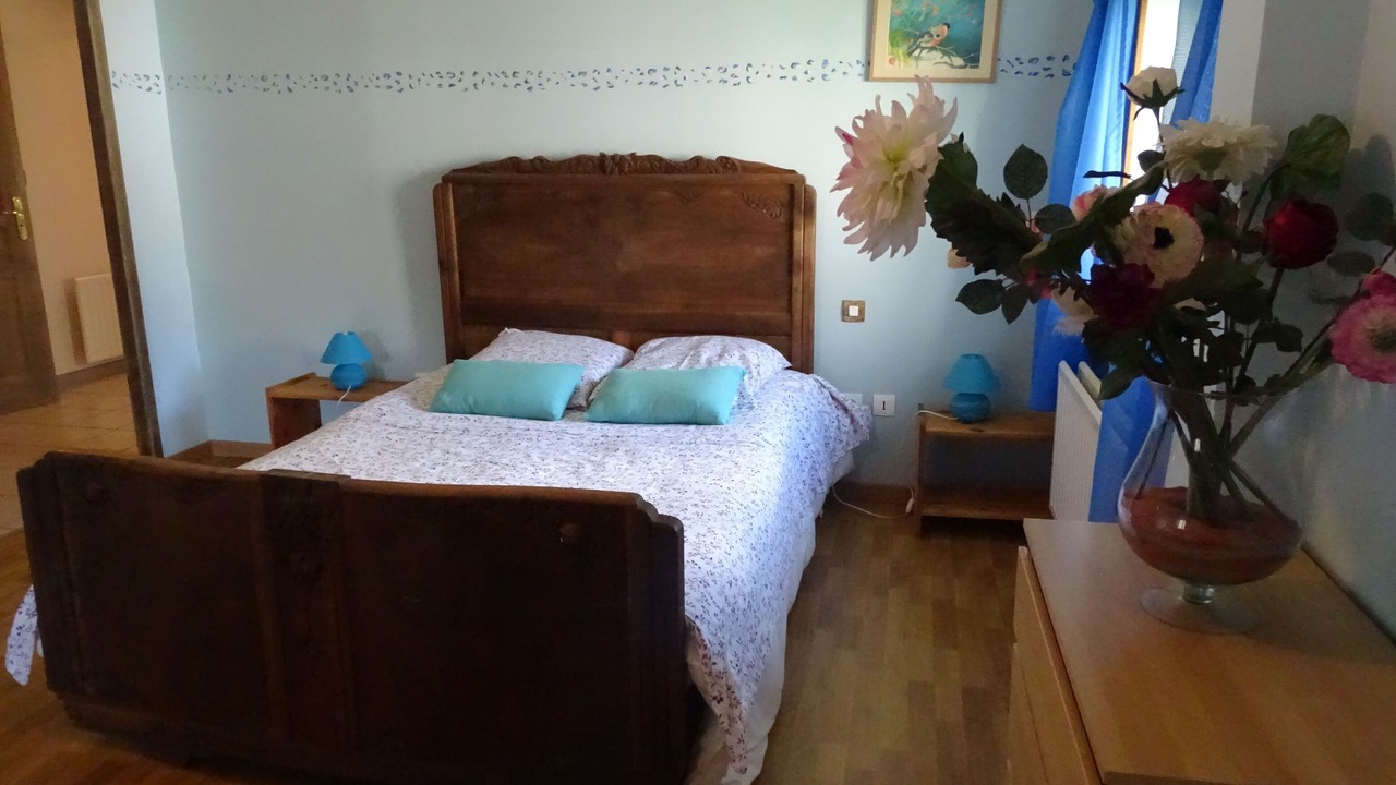 Photo of Bedroom in Arc-en-Barrois