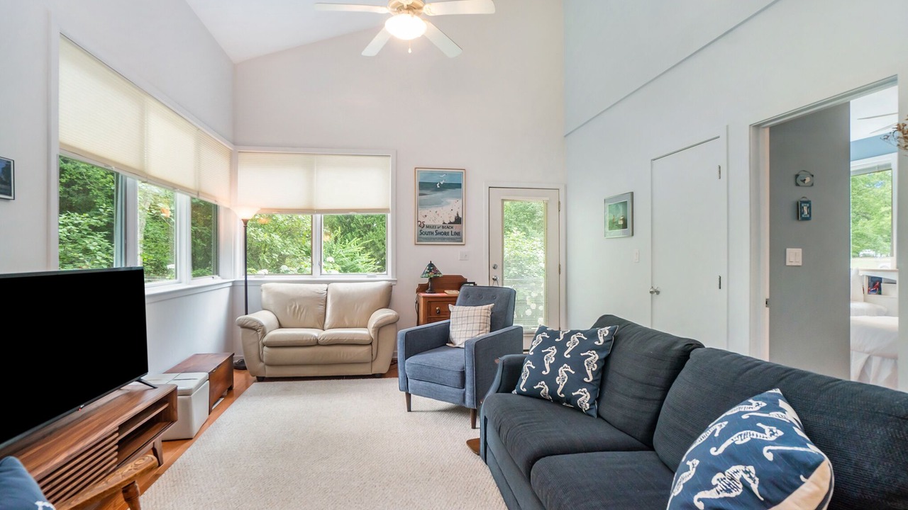 Photo of Livingroom in South Haven