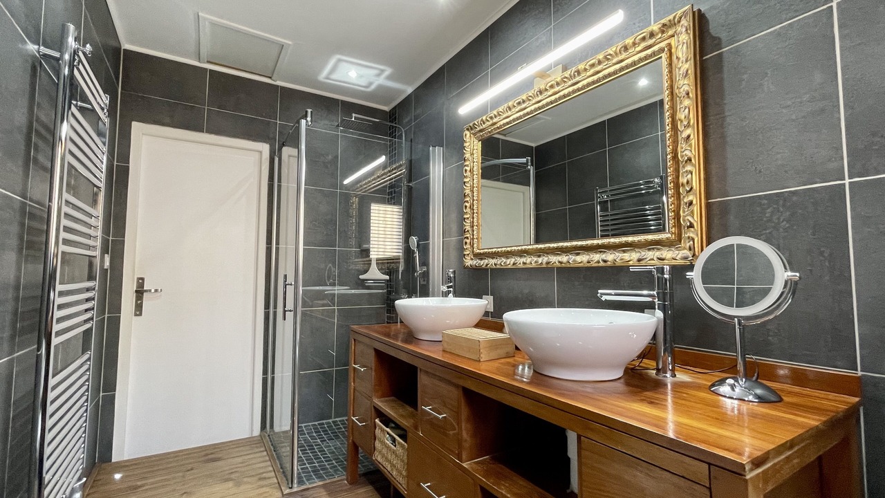 Photo of Bathroom in Brignoles