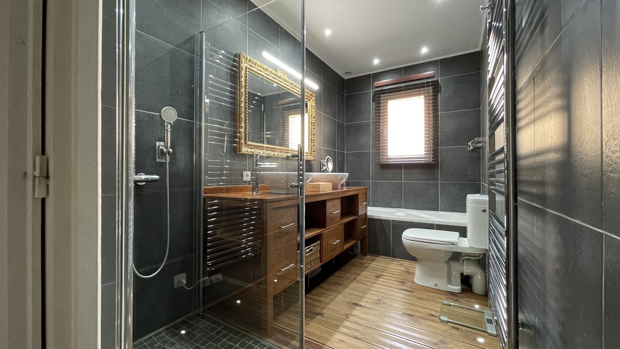 Photo of Bathroom in Brignoles