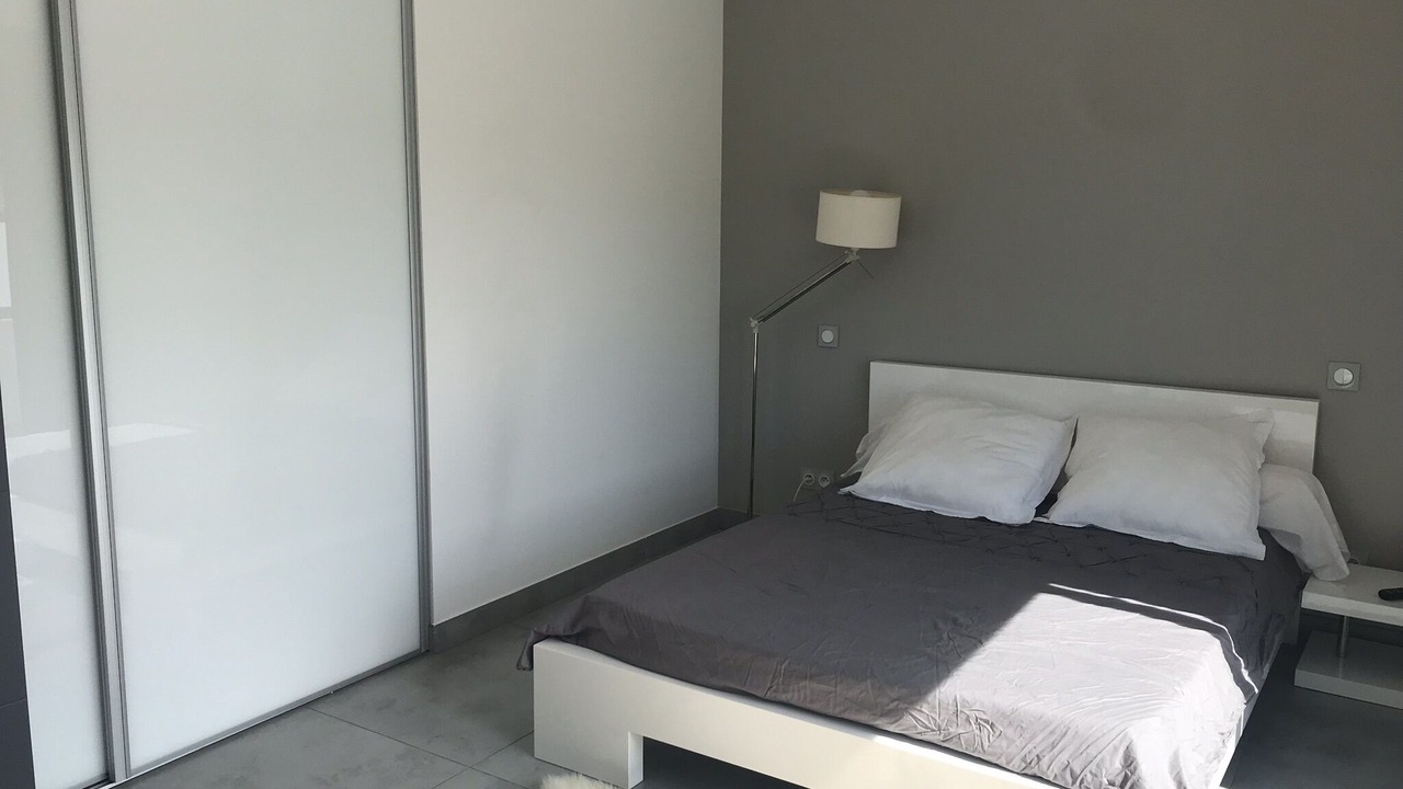 Photo of Bedroom in Saint-Series