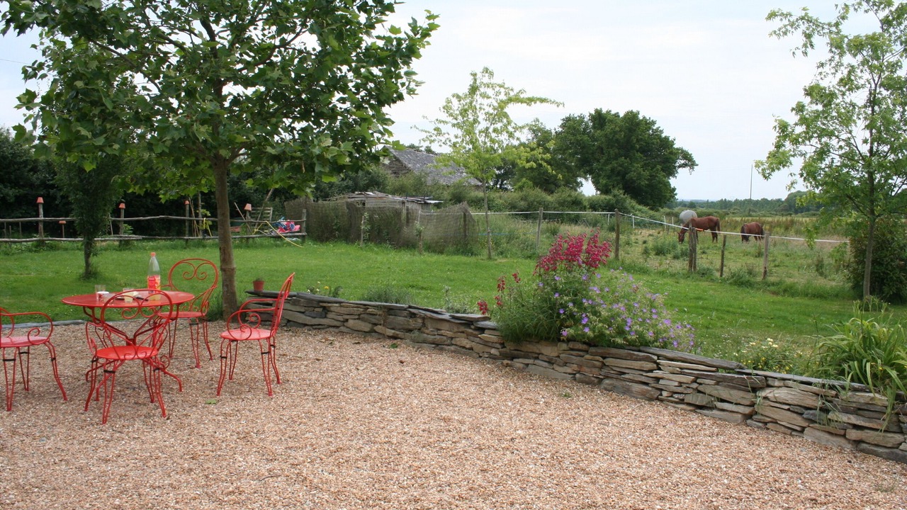 Photo of Outdoor in Vay