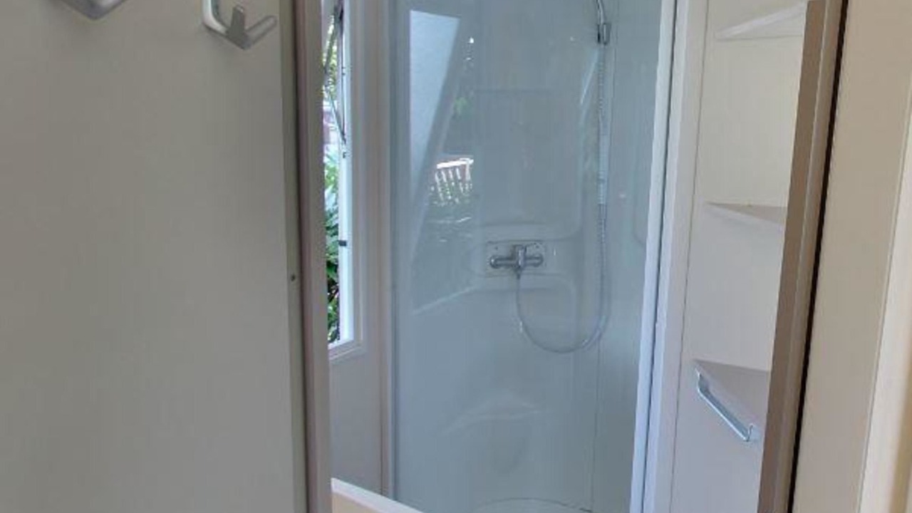 Photo of Bathroom in Saint-Crepin-et-Carlucet