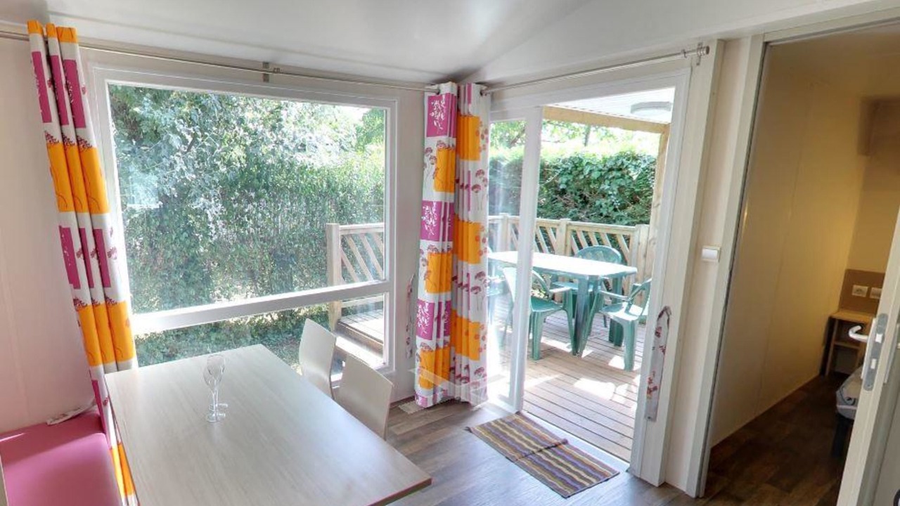 Photo of Livingroom in Saint-Crepin-et-Carlucet