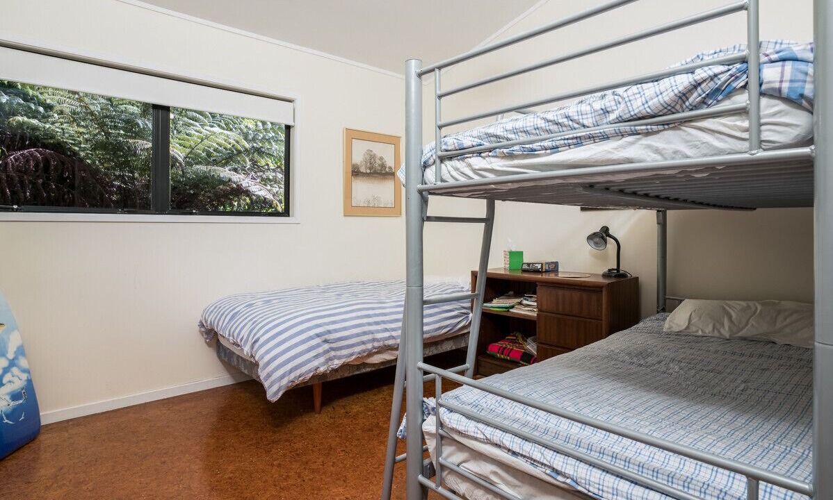 Photo of Bedroom in Langs Beach