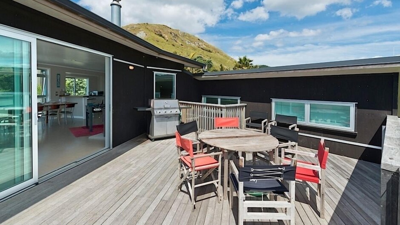 Photo of Others in Opito Bay